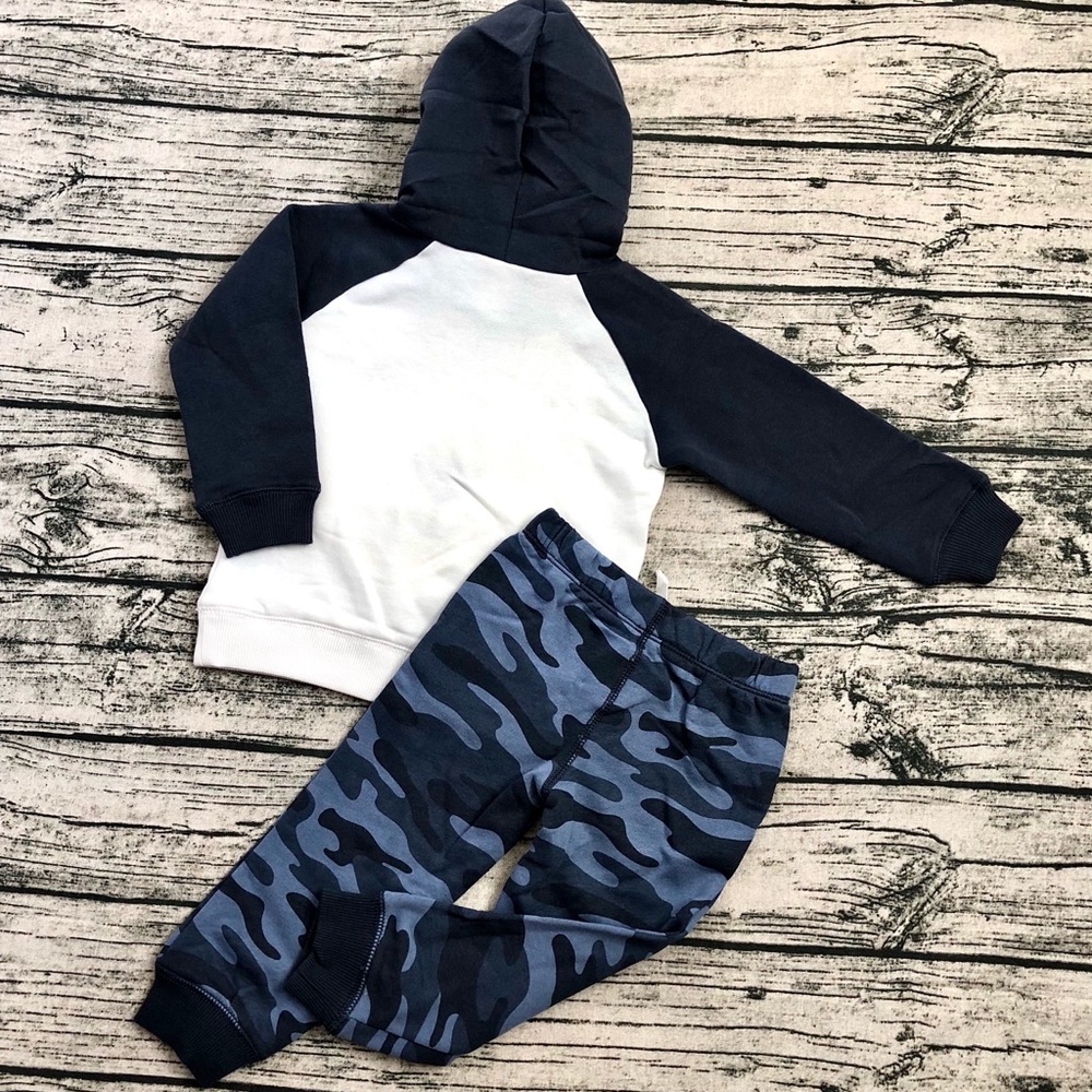 CARTER’S⚡️Cute Toddler Boys Camo Cozy Track Set_2T - Picture 2 of 6